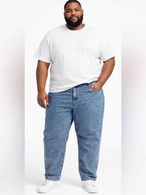 Venezia Men’s Tapered Straight Leg Jeans in Light Wash Sz 40/30